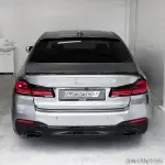 M4-style Trunk Spoiler for BMW G30 / F90, glossy black