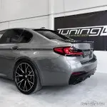 M4-style Trunk Spoiler for BMW G30 / F90, glossy black
