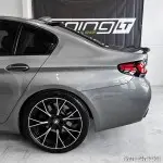 M4-style Trunk Spoiler for BMW G30 / F90, glossy black